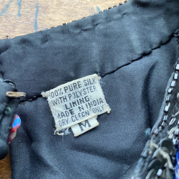 Vintage 100% silk sequined top Sz M 70s 80s 90s Black Floral - Picture 8 of 16